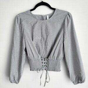 NWOT Xhilaration Long Sleeve Gray White Silver Striped Lace Up Tie Crop Top